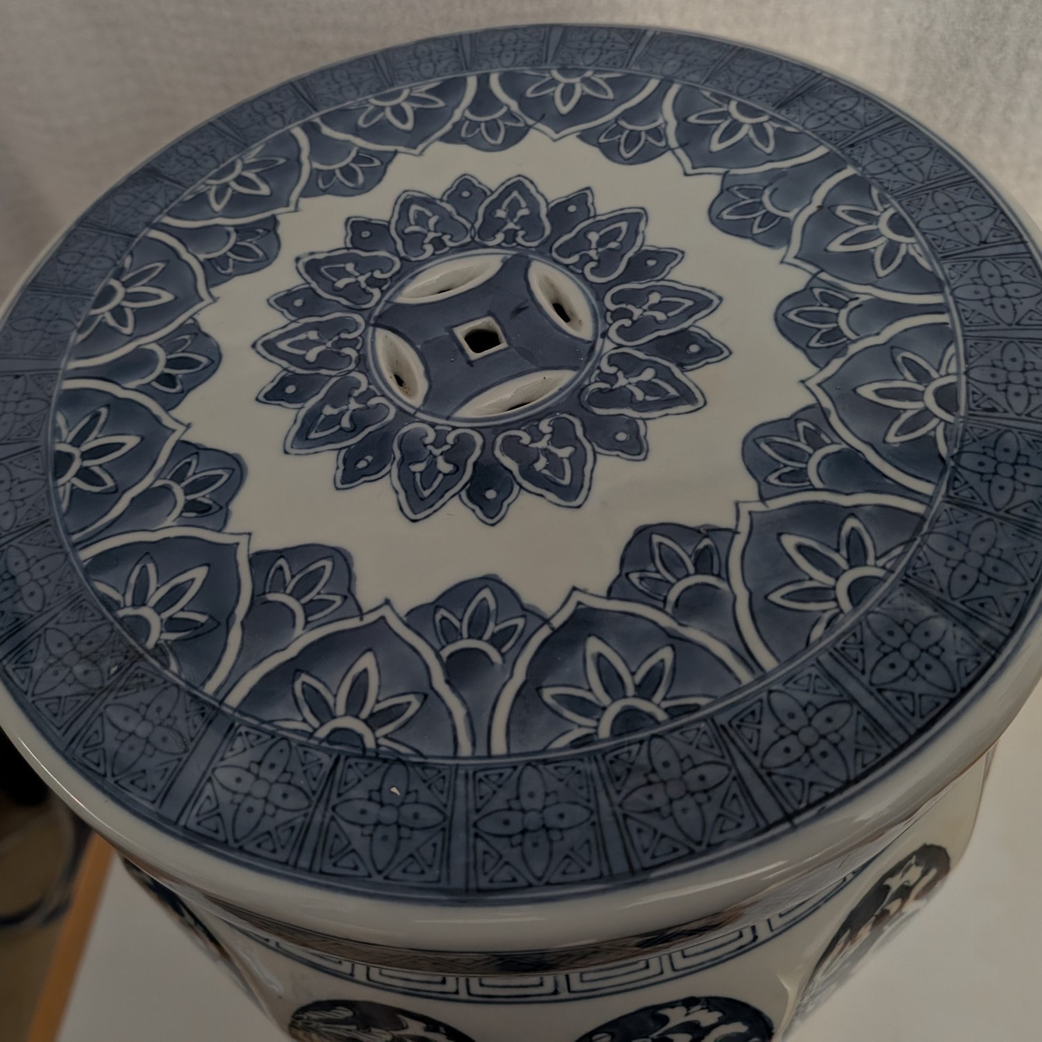 Vintage Chinese Chinoiserie Porcelain Garden Stool Drum Blue and White